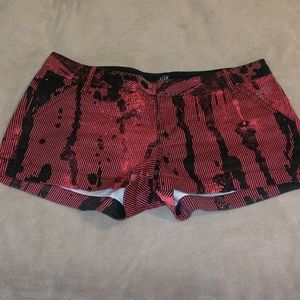 Fox Shorts - Fun and wild shorts! Fox Shorts - Fun and wild shorts!